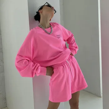 GALCAUR Udskriv Brev Pink To-delt Sæt Til Kvinder O Neck langærmet Toppe Høj Talje Bred Ben Casual Shorts Sæt Kvindelige 2020 Ny