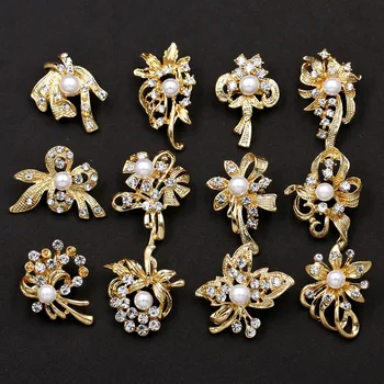 Sæt af 12 Stykker Engros Crystal Søde Bue Bejeweled Broche Pin med Simuleret Perle For Kvinder eller Bryllup Buketter