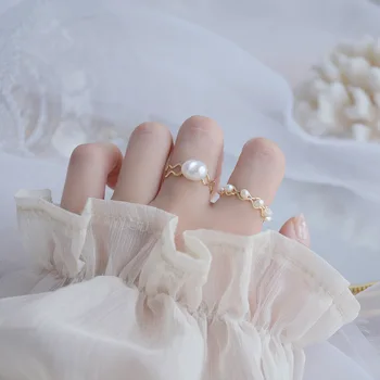 Fine Smykker 14K Ægte Guld Justerbar ferskvandsperle Ringe til Kvinder Elegant Bølge forlovelsesringe