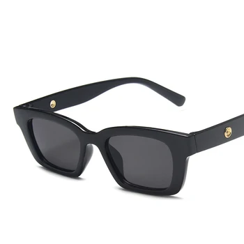 Nye Vintage Black Square Solbriller Kvinder Mode Brand Designer Spejl Lille Jelly Ramme solbriller Til Kvinder Nuancer UV400