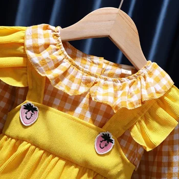 Piger Sød Kjole 2020 Foråret Efteråret Børn Tøj Falske To-stykke Jordbær Plaid Trykt Casual Prinsesse Børn Tøj