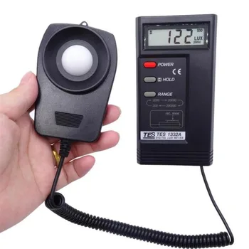 TES-1332A Digital Lux Light Meter Fotometer Bærbare Termometer