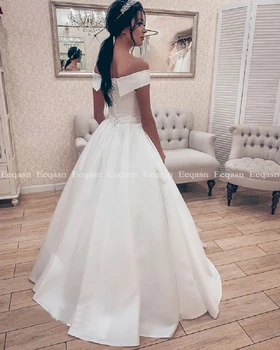 Enkel Elegant Satin Bolden Kjole brudekjoler Corset Fra Skulder Hvide brudekjoler Lang vestidos de novia 2020