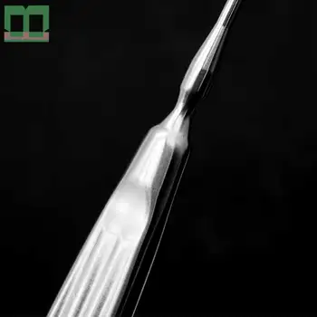 Opskæring af brusk i kosmetisk plastikkirurgi skarp kant i rustfrit Stål cutter kniv Nasal brusk dissektion