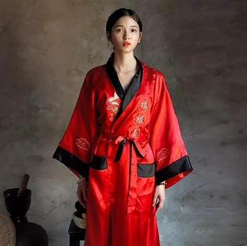 Nyhed Vendbar Sort Rød Kvinder Satin Kimono Håndlavet Broderi Dragon Natkjole Kappe Kjole I To Side Nattøj