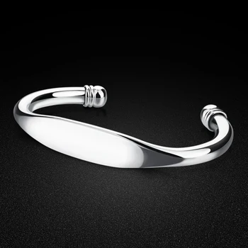 Holiday rabatter 925 sterling sølv armbånd til kvinder er Minimalistisk glossy design Indgraverede armbånd Kvindelige charme smykker