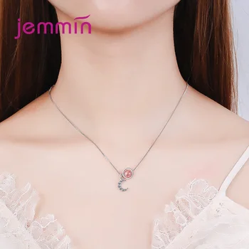 Enkel Stilfuld Koreansk Mode Halskæde Jordbær Pink Krystal Lyst Til Månen Choker Smykker Til Kvinder Engagement Elsker Gaver