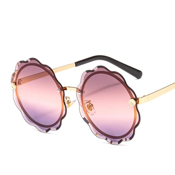 Luksus uindfattede solbriller kvinder vintage brand designer blomst kant bølge sol briller mænd kvinder skygge oculos de sol UV400