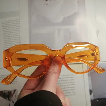 Nye Sexet Kat Øjne Personlighed Kvindelige Solbriller Mode Lille Ramme Vilde Gelé Farve Metal Tilbehør Af Høj Kvalitet Sol Briller