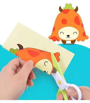 100pcs Tegnefilm Farverige Papir Kids Legetøj Skæring&Folding DIY Håndværk Legetøj Til Børn i Børnehave Papir Kunst Håndværk Håndlavet Legetøj