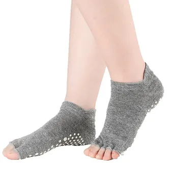 Producenter af høj kvalitet handel Solid farve yoga-sokker Pilates sokker skridsikker sok åben tå fem fingre yoga-sokker