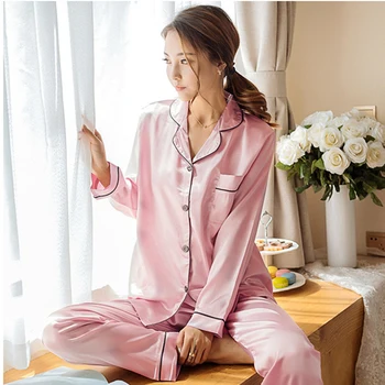 Foråret Damer Pyjamas med Lange Ærmer Is Silke nattøj Bløde Revers Natkjole Høj Kvalitet Kvinders Pyjamas Afslappet Hjem Bære 2020 Ny