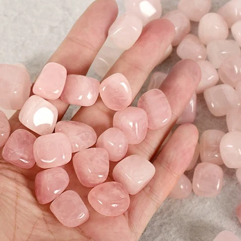 100g rosakvarts væltede sten Uregelmæssige polering naturlige rock mineralske perle til Chakra Healing home tilbehør til udsmykning