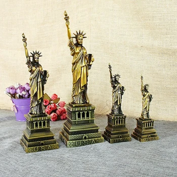 Souvenir-USA Statue of Liberty og Metal Dekoration Ornamenter Model Hjem Kontor Indretning Dekorative Håndværk Figurer Figurer Gave