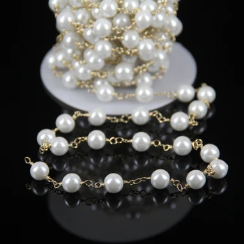 Wire Indpakket Beaded Kæde Guld Tone Rosenkrans Kæde Efterligning Hvidt Glas Perle Kæde 8 mm Runde Perler Til smykkefremstilling