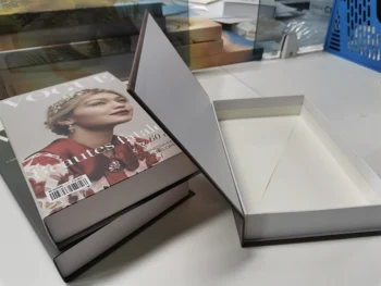 Falske Bøger Kreativ Gave Æsker Gemme Indhold Max Sofabord Dekoration Multi-Funktion Gave Til Kæreste Emballage Moderne